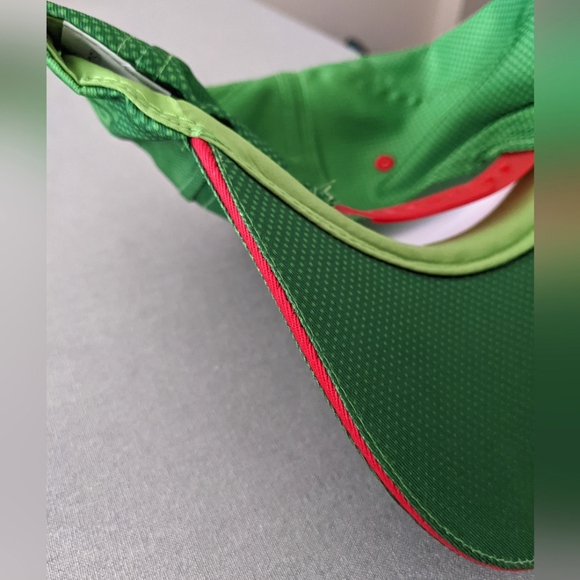 Official 2024 Heineken F1 cap - Picture 2 of 5